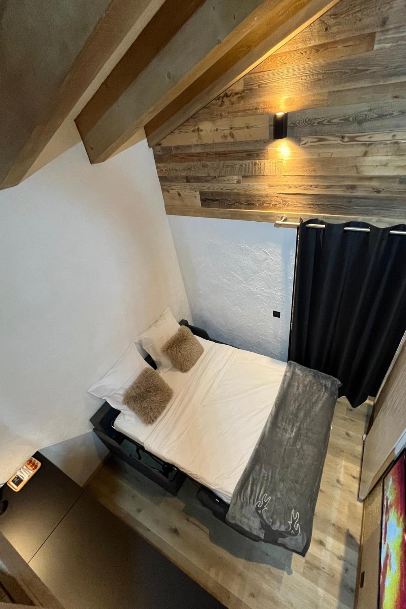 Les Cerfs - Appartement & Studio - Anzère Habitación foto